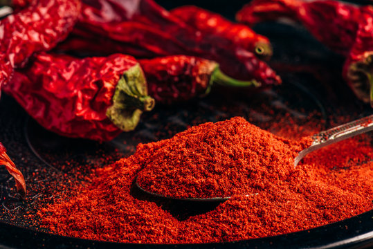 Export-grade red chilli powder  - vibrant crimson ground spice in bulk packaging